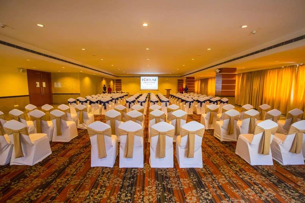 Fortune Park Jp Celestial, Bengaluru - Member Itc Hotels' Group Съоръжения снимка